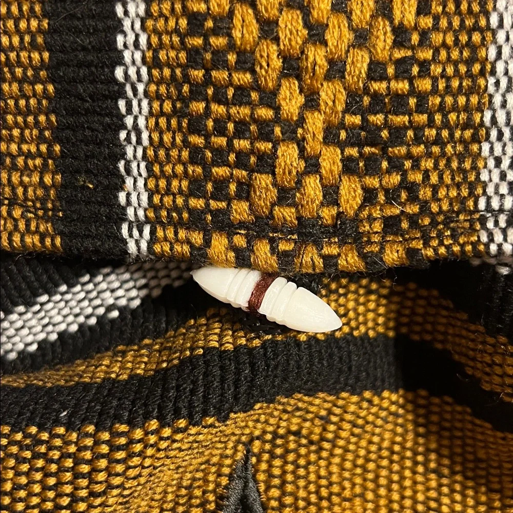 New Orleans Saints Black and Gold Drug Rug Drawstring Backpack. NWOT
